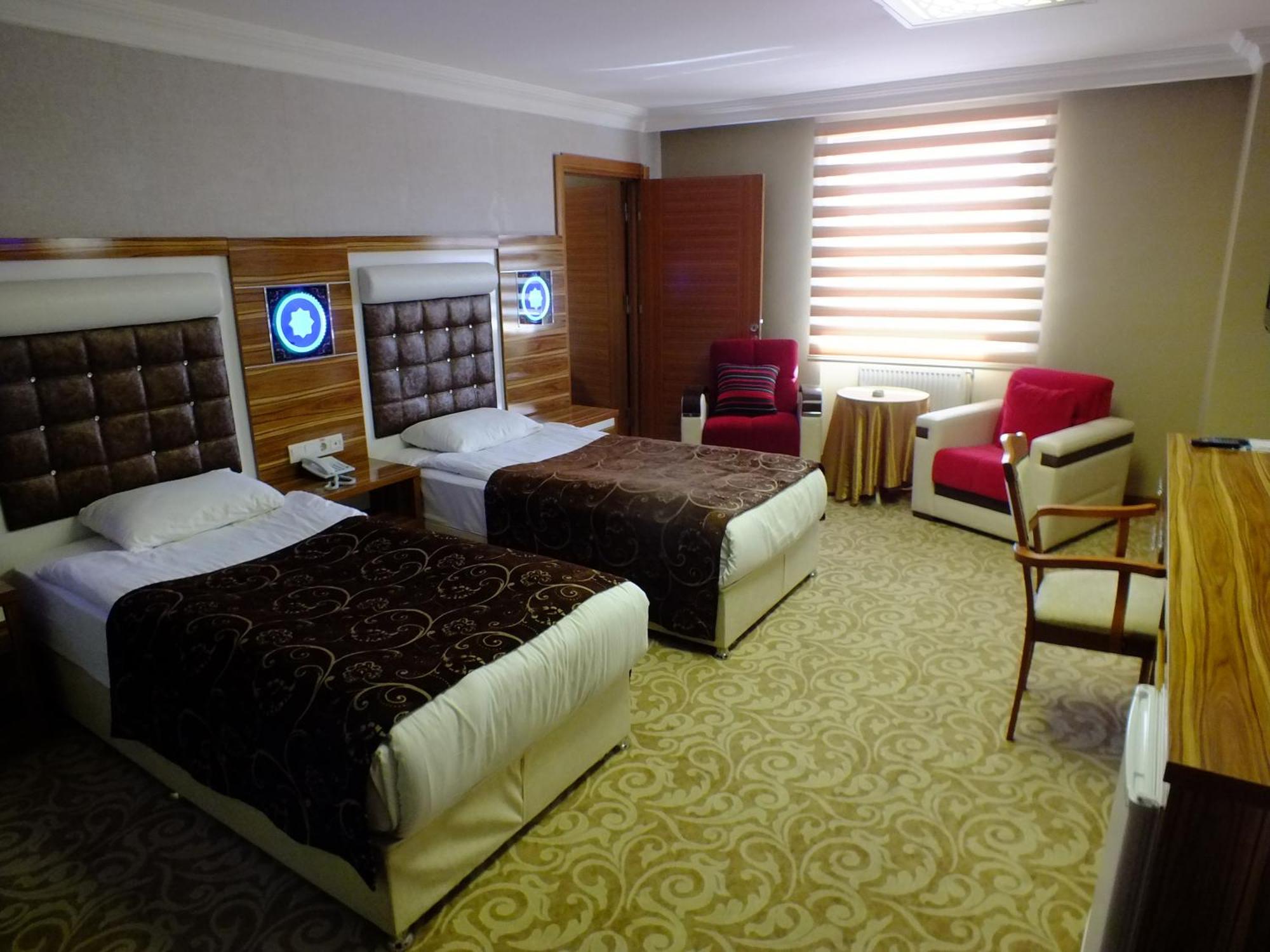 Demosan Hotel Karaman Kültér fotó