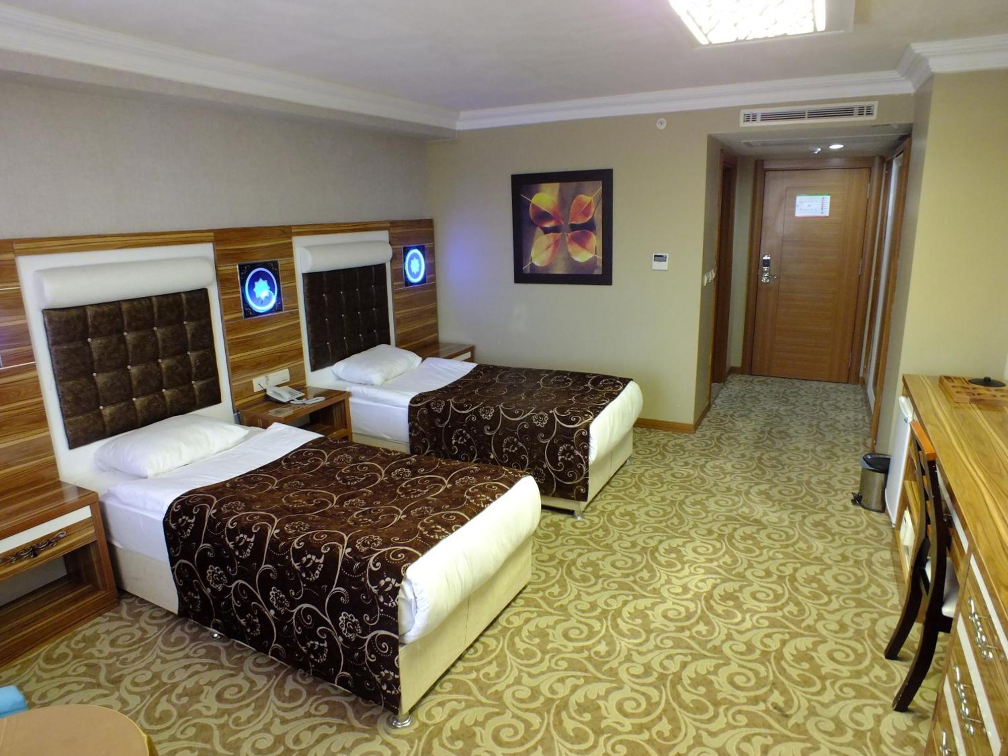 Demosan Hotel Karaman Kültér fotó